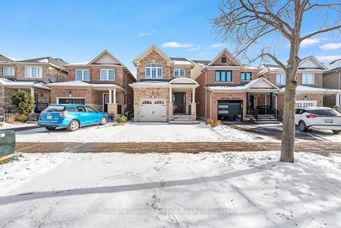 Photo 1 at 391 Vellore Park Avenue, Vellore Village, Vaughan