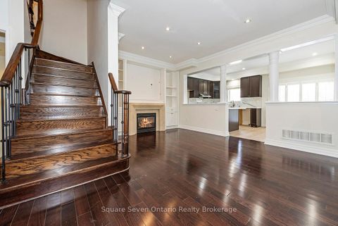 Photo 6 at 391 Vellore Park Avenue, Vellore Village, Vaughan