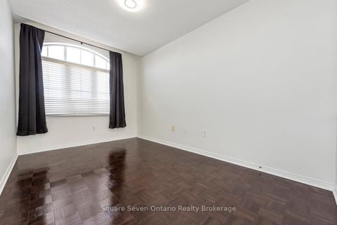 Photo 21 at 391 Vellore Park Avenue, Vellore Village, Vaughan