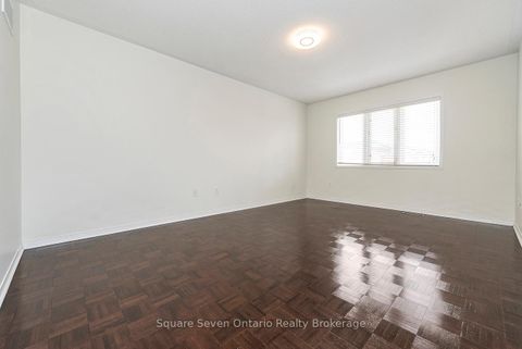 Photo 31 at 391 Vellore Park Avenue, Vellore Village, Vaughan