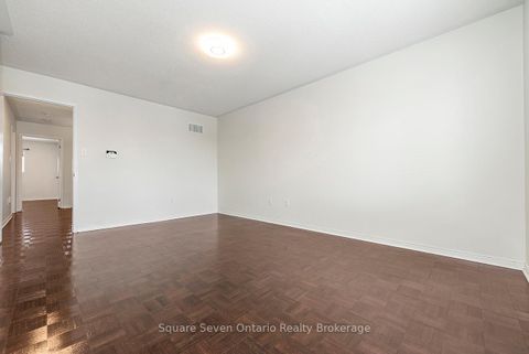 Photo 34 at 391 Vellore Park Avenue, Vellore Village, Vaughan