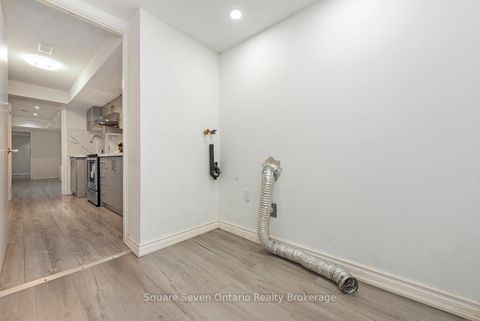 Photo 47 at 391 Vellore Park Avenue, Vellore Village, Vaughan