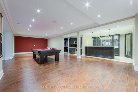 Photo 31 at 16 Flatbush Avenue, East Woodbridge, Vaughan