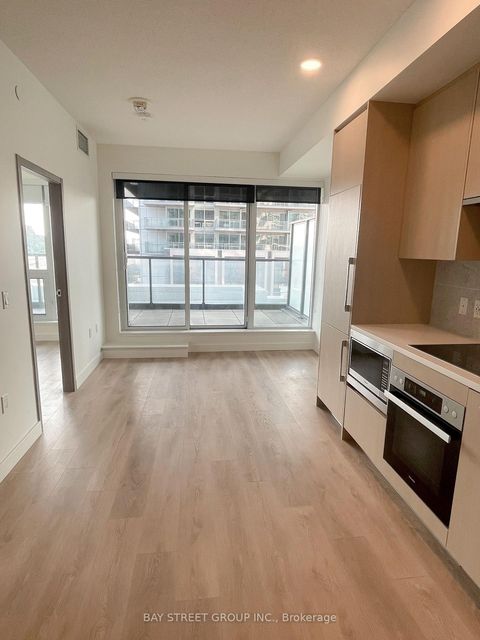 Photo 7 at 707 - 85 Mcmahon Drive, Bayview Village, Toronto