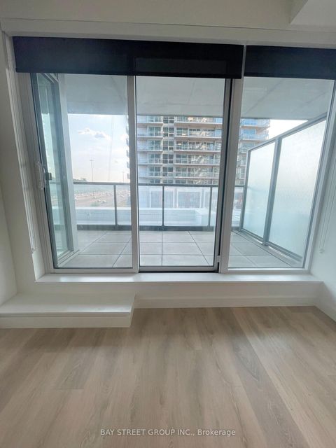 Photo 13 at 707 - 85 Mcmahon Drive, Bayview Village, Toronto