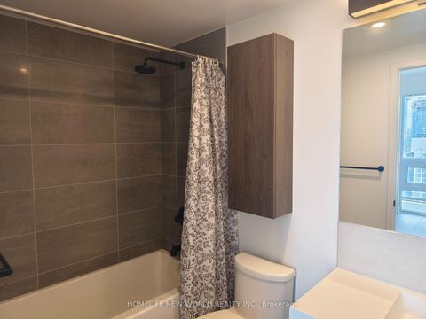 Photo 11 at 4208 - 108 Peter Street, Waterfront Communities C1, Toronto