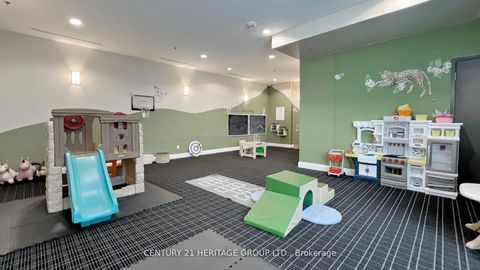 Photo 41 at 405 - 2910 Highway 7 Road W, Concord, Vaughan