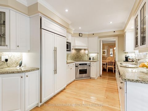 Photo 6 at 88 Ames Circle, Don Mills, Toronto