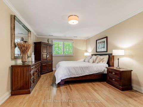 Photo 12 at 88 Ames Circle, Don Mills, Toronto