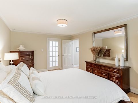 Photo 13 at 88 Ames Circle, Don Mills, Toronto