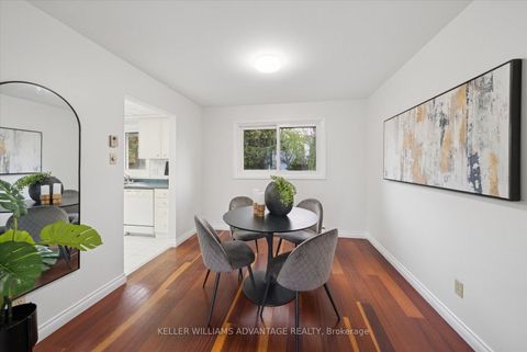 Photo 5 at 11 Castle Hill Drive, Sullivan, Toronto