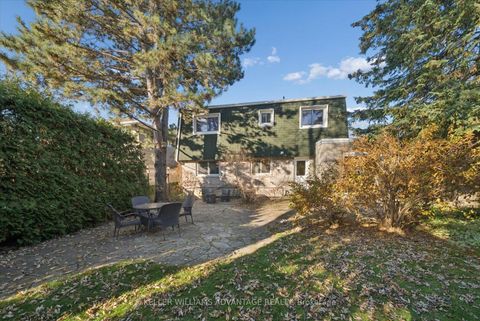 Photo 35 at 11 Castle Hill Drive, Sullivan, Toronto