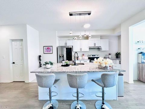 Photo 17 at 14 McGrath Avenue, Rural Richmond Hill, Richmond Hill