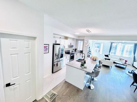 Photo 19 at 14 McGrath Avenue, Rural Richmond Hill, Richmond Hill