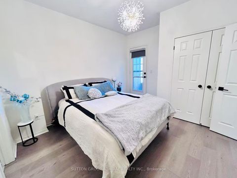 Photo 23 at 14 McGrath Avenue, Rural Richmond Hill, Richmond Hill