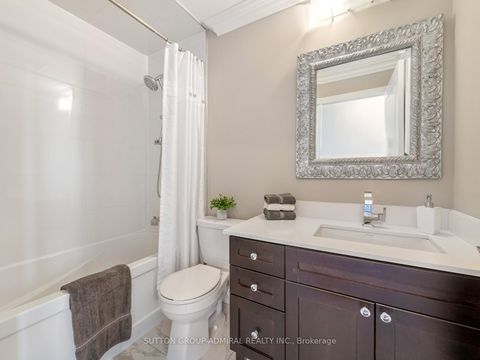 Photo 33 at 705 - 4700 Highway 7, East Woodbridge, Vaughan