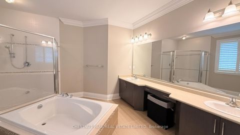 Photo 21 at 92 Heintzman Crescent, Patterson, Vaughan