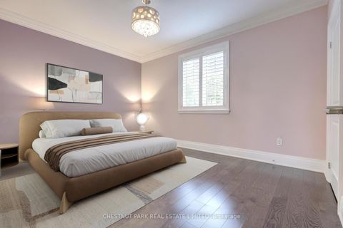 Photo 31 at 92 Heintzman Crescent, Patterson, Vaughan