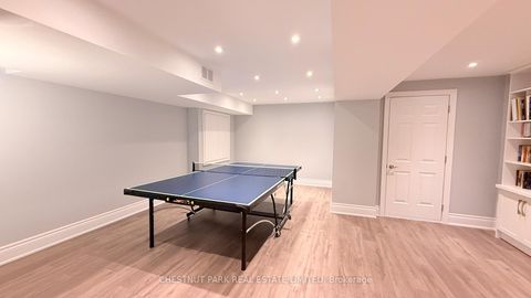 Photo 38 at 92 Heintzman Crescent, Patterson, Vaughan