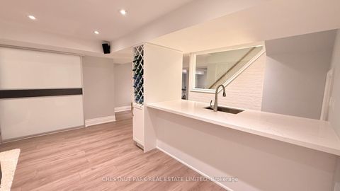 Photo 39 at 92 Heintzman Crescent, Patterson, Vaughan