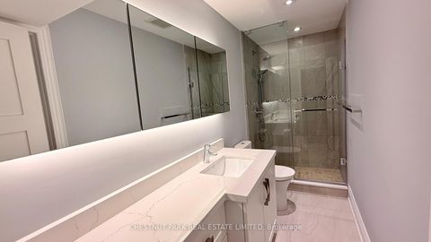 Photo 41 at 92 Heintzman Crescent, Patterson, Vaughan