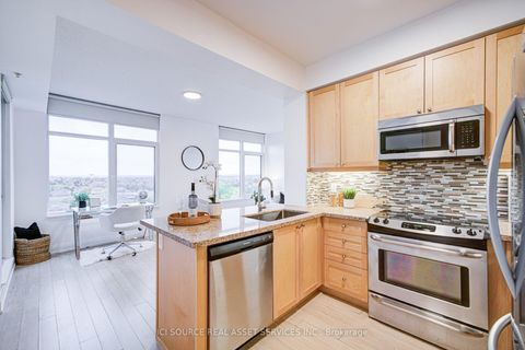 Photo 7 at 919 - 12 Woodstream Boulevard, Vaughan Grove, Vaughan