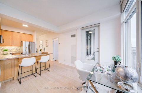 Photo 20 at 919 - 12 Woodstream Boulevard, Vaughan Grove, Vaughan