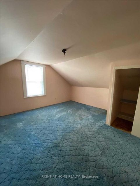 Photo 5 at 7870 Yonge Street, Stroud, Innisfil