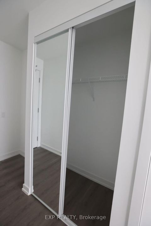 Photo 11 at 2615 - 8 Wellesley Street W, Bay Street Corridor, Toronto