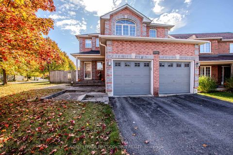 Photo 1 at 63 Gore Drive, Ardagh, Barrie