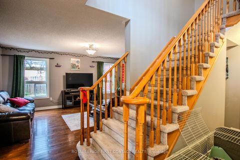 Photo 4 at 63 Gore Drive, Ardagh, Barrie