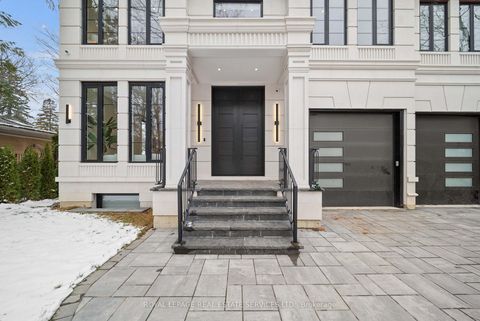 Photo 1 at 4 Waxwing Place, Don Mills, Toronto