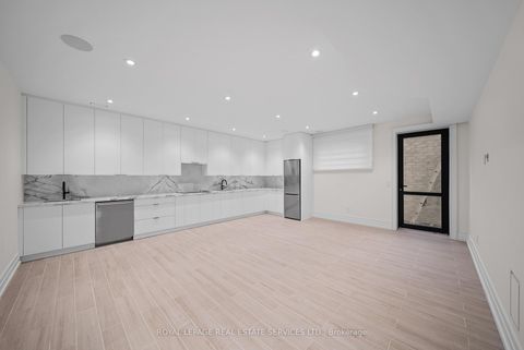 Photo 30 at 4 Waxwing Place, Don Mills, Toronto