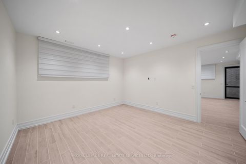 Photo 36 at 4 Waxwing Place, Don Mills, Toronto