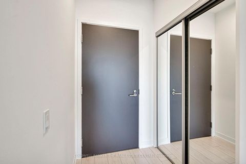 Photo 5 at Unit #1302 - 39 Mary Street, City Centre, Barrie