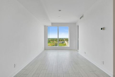 Photo 10 at Unit #1302 - 39 Mary Street, City Centre, Barrie