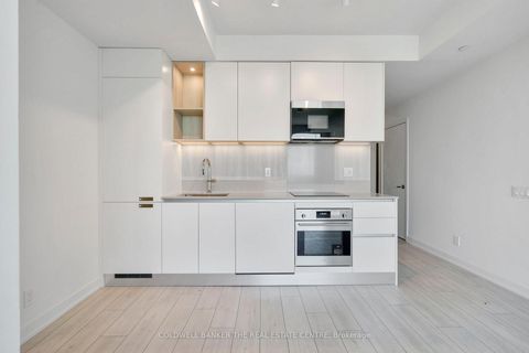 Photo 15 at Unit #1302 - 39 Mary Street, City Centre, Barrie