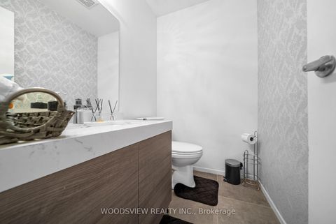 Photo 14 at 29 Misty Moor Drive, South Richvale, Richmond Hill