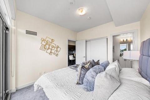 Photo 11 at 319 - 1603 Eglinton Avenue W, Oakwood Village, Toronto