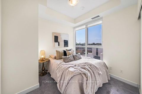 Photo 13 at 319 - 1603 Eglinton Avenue W, Oakwood Village, Toronto