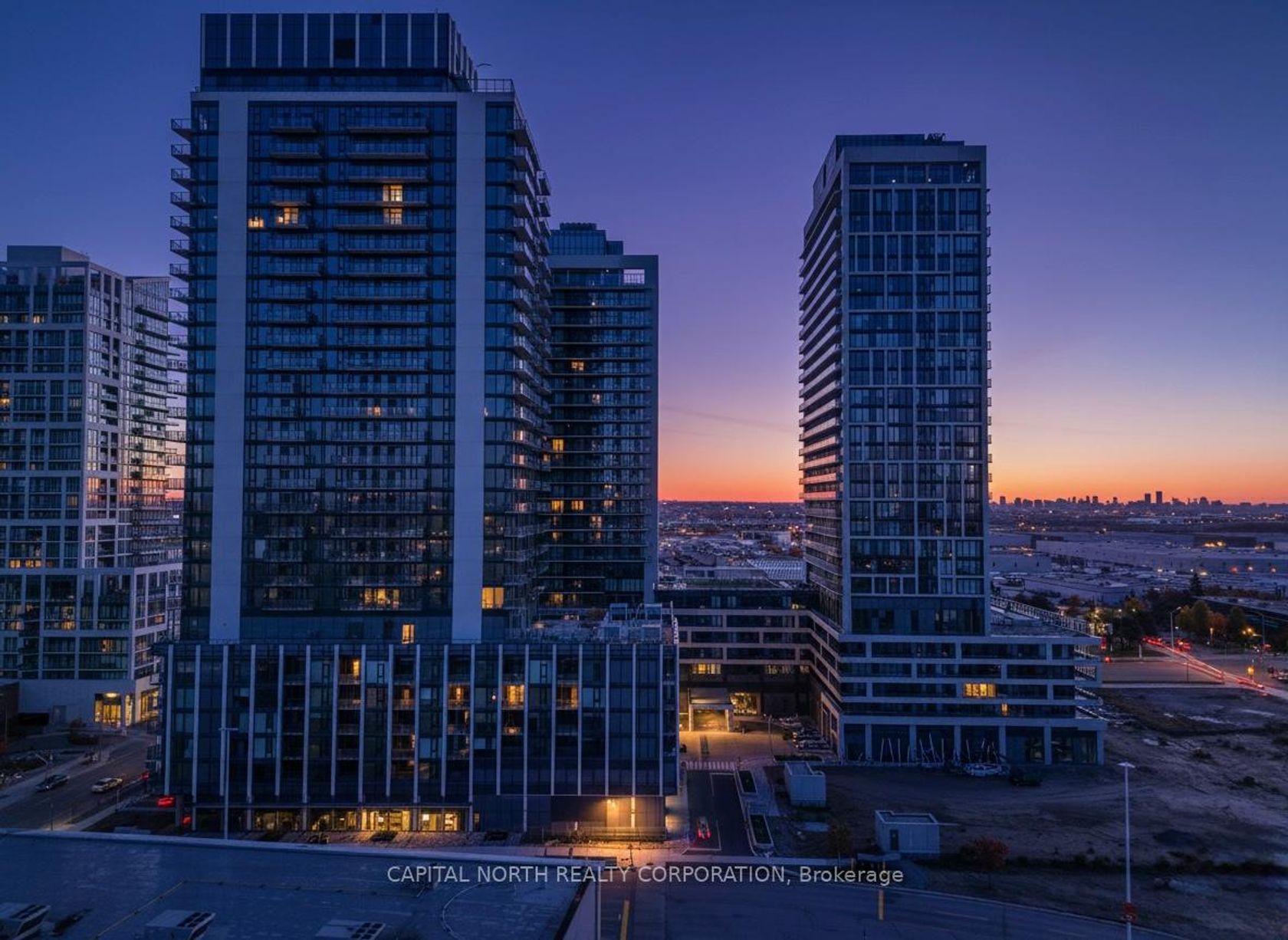 1404 - 27 Korda Gate, Vellore Village, Vaughan 