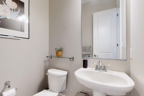 Photo 24 at 421 Ginger Gate N, GO Glenorchy, Oakville