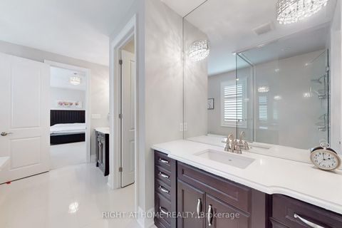 Photo 33 at 421 Ginger Gate N, GO Glenorchy, Oakville