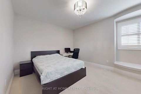 Photo 37 at 421 Ginger Gate N, GO Glenorchy, Oakville