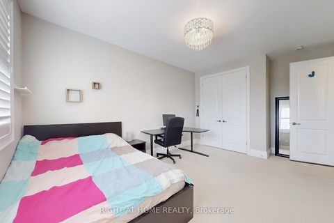 Photo 39 at 421 Ginger Gate N, GO Glenorchy, Oakville