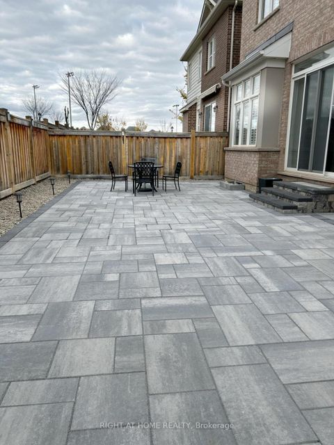 Photo 42 at 421 Ginger Gate N, GO Glenorchy, Oakville