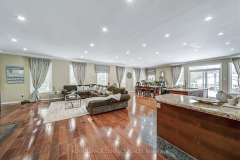 Photo 7 at 46 Alexander Boulevard, Sutton & Jackson's Point, Georgina