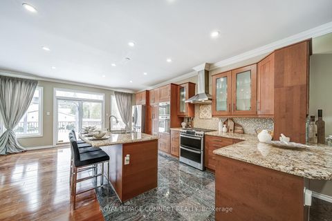 Photo 8 at 46 Alexander Boulevard, Sutton & Jackson's Point, Georgina