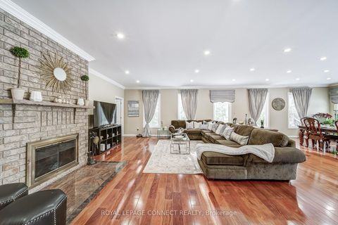 Photo 12 at 46 Alexander Boulevard, Sutton & Jackson's Point, Georgina