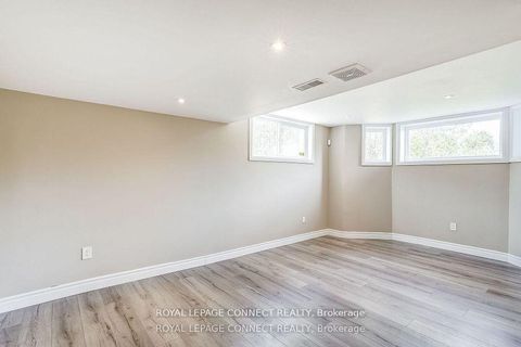 Photo 33 at 46 Alexander Boulevard, Sutton & Jackson's Point, Georgina